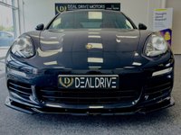 USED 2014 64 PORSCHE PANAMERA 3.0 D V6 TIPTRONIC 5d 300 BHP RED LEATHER INTERIOR