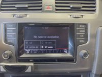 USED 2013 13 VOLKSWAGEN GOLF 1.6 SE TDI BLUEMOTION TECHNOLOGY 5d 103 BHP REAR PARKING SENSORS AIRCON