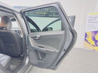 USED 2016 16 VOLVO XC60 2.0 D4 SE LUX NAV 5d 188 BHP SATNAV DAB HEATED SEATS