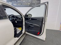 USED 2016 E KIA SORENTO 2.2 CRDI KX-2 ISG 5d 197 BHP SATNAV HEATEDSEATS REVCAM DAB