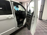 USED 2022 22 FORD TRANSIT CUSTOM 2.0 320 LIMITED DCIV ECOBLUE 130BHP 6 SEAT CREW VAN WITH FULL SERVICE HISTORY  FULL SERVICE HISTORY 6 SEAT CREW VAN EURO 6
