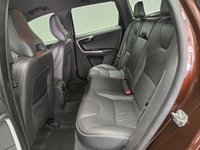 USED 2015 64 VOLVO XC60 2.4 D4 R-DESIGN LUX NAV AWD 5d 178 BHP 