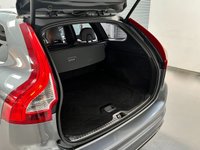 USED 2016 16 VOLVO XC60 2.0 D4 R-DESIGN LUX NAV 5d 188 BHP WINTER PACK+BENDING LIGHTS+NAV