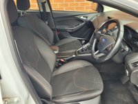 USED 2015 65 FORD FOCUS 1.5 ZETEC S TDCI 5d 118 BHP 