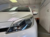 USED 2014 14 TOYOTA YARIS 1.5 HYBRID ICON PLUS 5d 61 BHP LOW RATE FINANCE AVAILABLE + RAC PLATINUM WARRANTY INCLUDED