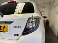 USED 2014 14 TOYOTA YARIS 1.5 HYBRID ICON PLUS 5d 61 BHP LOW RATE FINANCE AVAILABLE + RAC PLATINUM WARRANTY INCLUDED