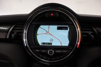 USED 2016 16 MINI HATCH COOPER 2.0 COOPER S 3d 189 BHP CHILI PACK WITH CHROME FEATURES. VERY LOW MILEAG, STUNNING CONDITION