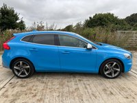USED 2015 65 VOLVO V40 2.0 T3 R-DESIGN NAV 5d 150 BHP FULL SERVICE HISTORY,  2 KEYS