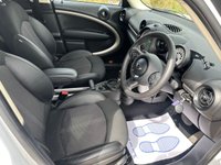 USED 2013 63 MINI COUNTRYMAN 2.0 COOPER D 5d 110 BHP AUTOMATIC 2KEYS, 2 PREV OWNERS, F/S/H