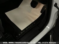 USED 2014 14 LAND ROVER DISCOVERY 3.0 SDV6 HSE 5d 255 BHP 