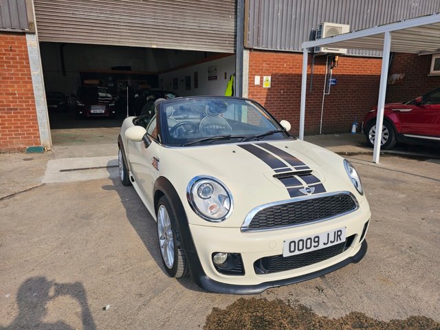 2012 09 MINI Roadster 1.6 COOPER S 2d 181 BHP