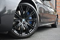USED 2019 69 BMW 5 SERIES 3.0 540I XDRIVE M SPORT 4d 335 BHP LOW MILES / VDC / M SPORT+ PK