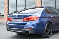 USED 2018 11 BMW 5 SERIES 3.0 530D XDRIVE M SPORT 4d 261 BHP SUNROOF / M SPORT+ / HUD / H&K