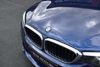USED 2018 11 BMW 5 SERIES 3.0 530D XDRIVE M SPORT 4d 261 BHP SUNROOF / M SPORT+ / HUD / H&K
