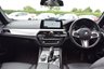 USED 2018 11 BMW 5 SERIES 3.0 530D XDRIVE M SPORT 4d 261 BHP SUNROOF / M SPORT+ / HUD / H&K