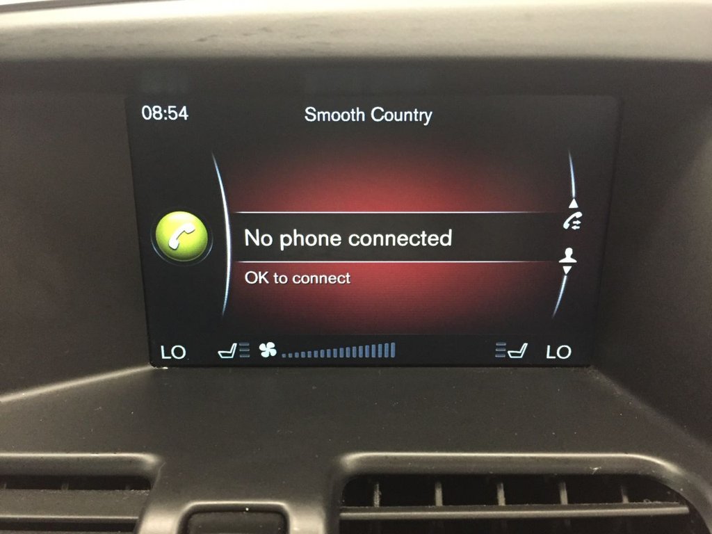 USED 2014 14 VOLVO XC60 2.4 D5 R-DESIGN LUX NAV AWD 5d 212 BHP WINTER PACK SUNFOOF KEYLESS