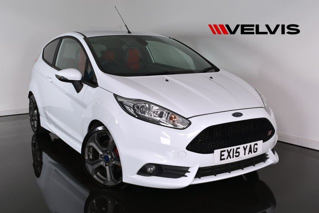 2015 15 Ford Fiesta 1.6 ST-3 3d 180 BHP