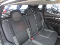 USED 2020 70 NISSAN QASHQAI 1.3 DIG-T N-CONNECTA 5d 139 BHP 