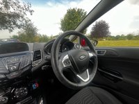 USED 2015 15 FORD FIESTA 1.0 ZETEC 5d 99 BHP 