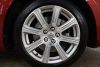 USED 2018 68 VOLVO V40 1.5 T3 INSCRIPTION 5d 151 BHP ONLY COVERED 12,900 MILES & LEATHER TRIM