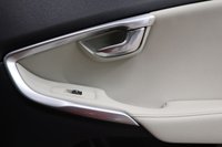 USED 2018 68 VOLVO V40 1.5 T3 INSCRIPTION 5d 151 BHP ONLY COVERED 12,900 MILES & LEATHER TRIM