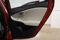 USED 2018 68 VOLVO V40 1.5 T3 INSCRIPTION 5d 151 BHP ONLY COVERED 12,900 MILES & LEATHER TRIM