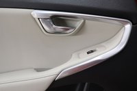 USED 2018 68 VOLVO V40 1.5 T3 INSCRIPTION 5d 151 BHP ONLY COVERED 12,900 MILES & LEATHER TRIM