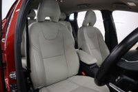 USED 2018 68 VOLVO V40 1.5 T3 INSCRIPTION 5d 151 BHP ONLY COVERED 12,900 MILES & LEATHER TRIM