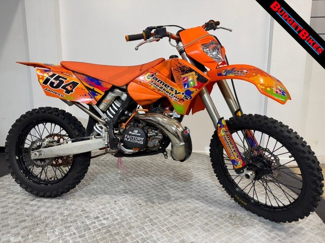 View our KTM 250 SX range