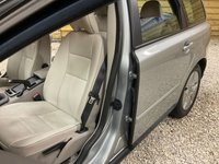 USED 2009 59 VOLVO V50 1.6 D DRIVE S 5d 109 BHP 48,587 MILES ONLY ONE OWNER &pound;35/YR TAX EXC CONDITION