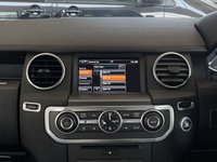 USED 2015 15 LAND ROVER DISCOVERY 3.0 SDV6 COMMERCIAL XS 255 BHP 2 Keys | 20" Alloys | 7 Services