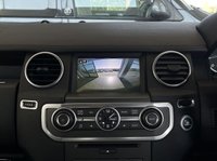 USED 2015 15 LAND ROVER DISCOVERY 3.0 SDV6 COMMERCIAL XS 255 BHP 2 Keys | 20" Alloys | 7 Services