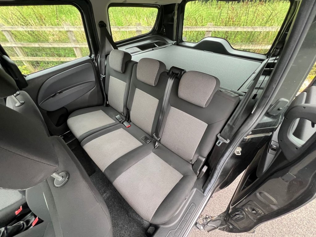USED 2016 16 FIAT DOBLO MAXI MULTIJET COMBI Professional // 5d // 1.6 16V 105 BHP // px swap 