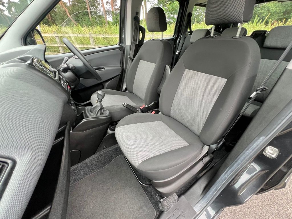 USED 2016 16 FIAT DOBLO MAXI MULTIJET COMBI Professional // 5d // 1.6 16V 105 BHP // px swap 