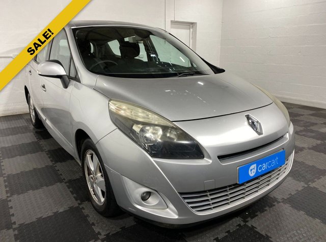 View our RENAULT GRAND SCENIC