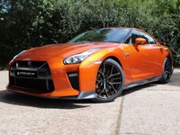 USED 2019 69 NISSAN GT-R 3.8 PRESTIGE 2d 562 BHP AMAZING LOW MILEAGE CAR, GRET HISTORY SUPPLIED WITH 12 MONTH WARRANTY.  COMPLETELY STANDARD CAR, GREAT FINANCE AND PART EXCHANGE DEALS, UK NATIONAL DELIVERY AVAILABLE.