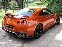 USED 2019 69 NISSAN GT-R 3.8 PRESTIGE 2d 562 BHP AMAZING LOW MILEAGE CAR, GRET HISTORY SUPPLIED WITH 12 MONTH WARRANTY.  COMPLETELY STANDARD CAR, GREAT FINANCE AND PART EXCHANGE DEALS, UK NATIONAL DELIVERY AVAILABLE.