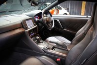 USED 2019 69 NISSAN GT-R 3.8 PRESTIGE 2d 562 BHP AMAZING LOW MILEAGE CAR, GRET HISTORY SUPPLIED WITH 12 MONTH WARRANTY.  COMPLETELY STANDARD CAR, GREAT FINANCE AND PART EXCHANGE DEALS, UK NATIONAL DELIVERY AVAILABLE.