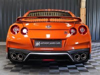 USED 2019 69 NISSAN GT-R 3.8 PRESTIGE 2d 562 BHP AMAZING LOW MILEAGE CAR, GRET HISTORY SUPPLIED WITH 12 MONTH WARRANTY.  COMPLETELY STANDARD CAR, GREAT FINANCE AND PART EXCHANGE DEALS, UK NATIONAL DELIVERY AVAILABLE.