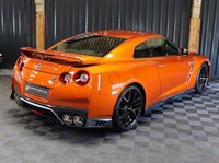 USED 2019 69 NISSAN GT-R 3.8 PRESTIGE 2d 562 BHP AMAZING LOW MILEAGE CAR, GRET HISTORY SUPPLIED WITH 12 MONTH WARRANTY.  COMPLETELY STANDARD CAR, GREAT FINANCE AND PART EXCHANGE DEALS, UK NATIONAL DELIVERY AVAILABLE.