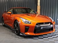 USED 2019 69 NISSAN GT-R 3.8 PRESTIGE 2d 562 BHP AMAZING LOW MILEAGE CAR, GRET HISTORY SUPPLIED WITH 12 MONTH WARRANTY.  COMPLETELY STANDARD CAR, GREAT FINANCE AND PART EXCHANGE DEALS, UK NATIONAL DELIVERY AVAILABLE.