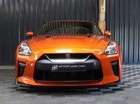 USED 2019 69 NISSAN GT-R 3.8 PRESTIGE 2d 562 BHP AMAZING LOW MILEAGE CAR, GRET HISTORY SUPPLIED WITH 12 MONTH WARRANTY.  COMPLETELY STANDARD CAR, GREAT FINANCE AND PART EXCHANGE DEALS, UK NATIONAL DELIVERY AVAILABLE.