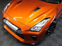 USED 2019 69 NISSAN GT-R 3.8 PRESTIGE 2d 562 BHP AMAZING LOW MILEAGE CAR, GRET HISTORY SUPPLIED WITH 12 MONTH WARRANTY.  COMPLETELY STANDARD CAR, GREAT FINANCE AND PART EXCHANGE DEALS, UK NATIONAL DELIVERY AVAILABLE.