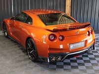 USED 2019 69 NISSAN GT-R 3.8 PRESTIGE 2d 562 BHP AMAZING LOW MILEAGE CAR, GRET HISTORY SUPPLIED WITH 12 MONTH WARRANTY.  COMPLETELY STANDARD CAR, GREAT FINANCE AND PART EXCHANGE DEALS, UK NATIONAL DELIVERY AVAILABLE.