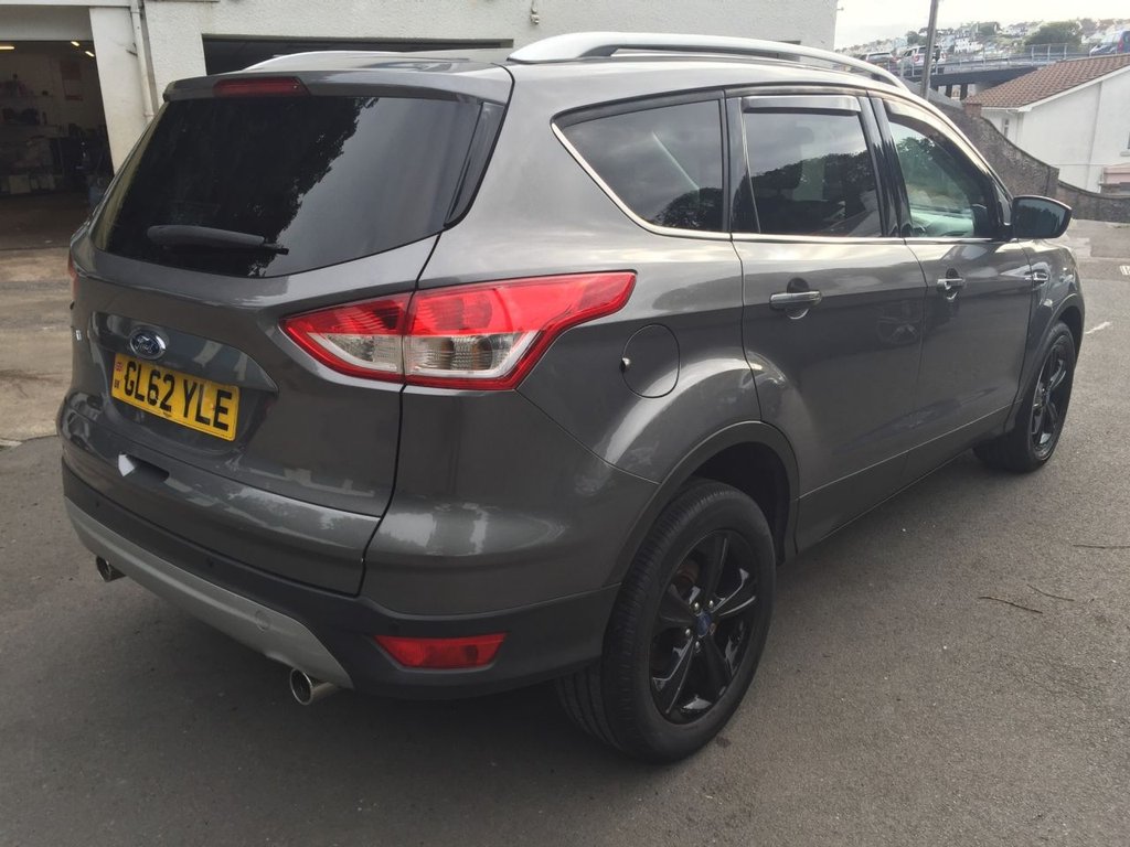 USED 2013 62 FORD KUGA 2.0 ZETEC TDCI 5d 138 BHP DAB BLUE TOOTH PHONE