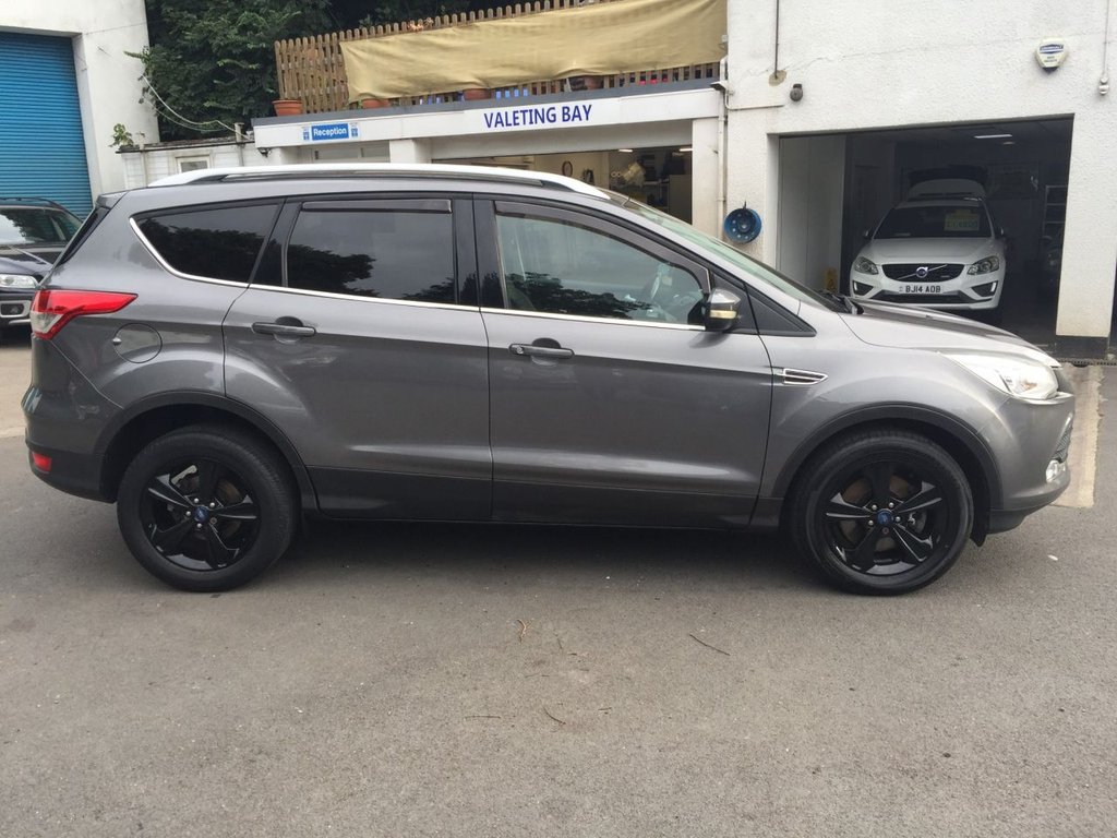 USED 2013 62 FORD KUGA 2.0 ZETEC TDCI 5d 138 BHP DAB BLUE TOOTH PHONE