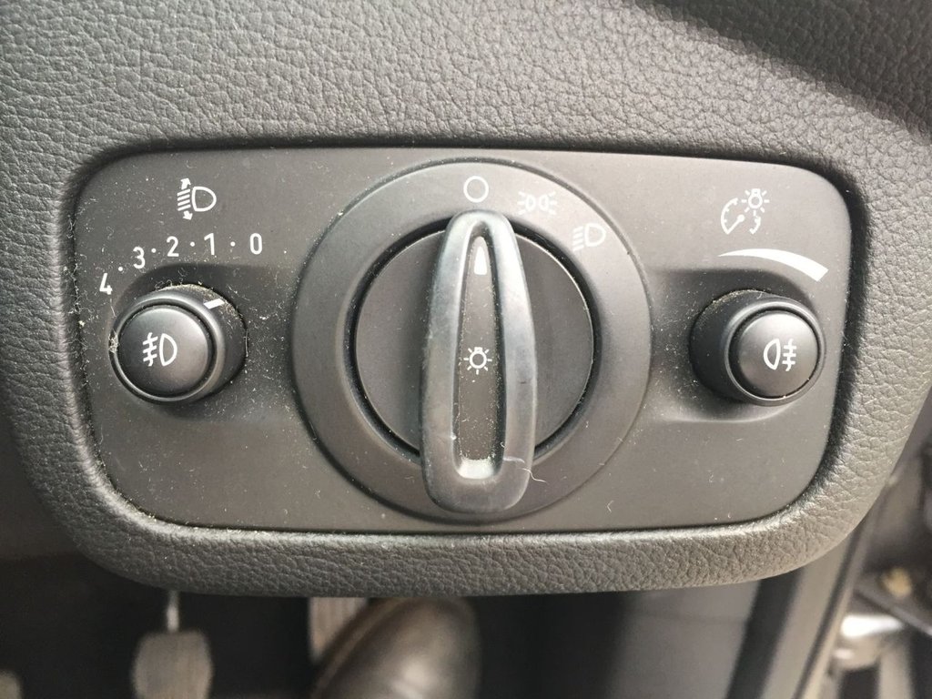 USED 2013 62 FORD KUGA 2.0 ZETEC TDCI 5d 138 BHP DAB BLUE TOOTH PHONE