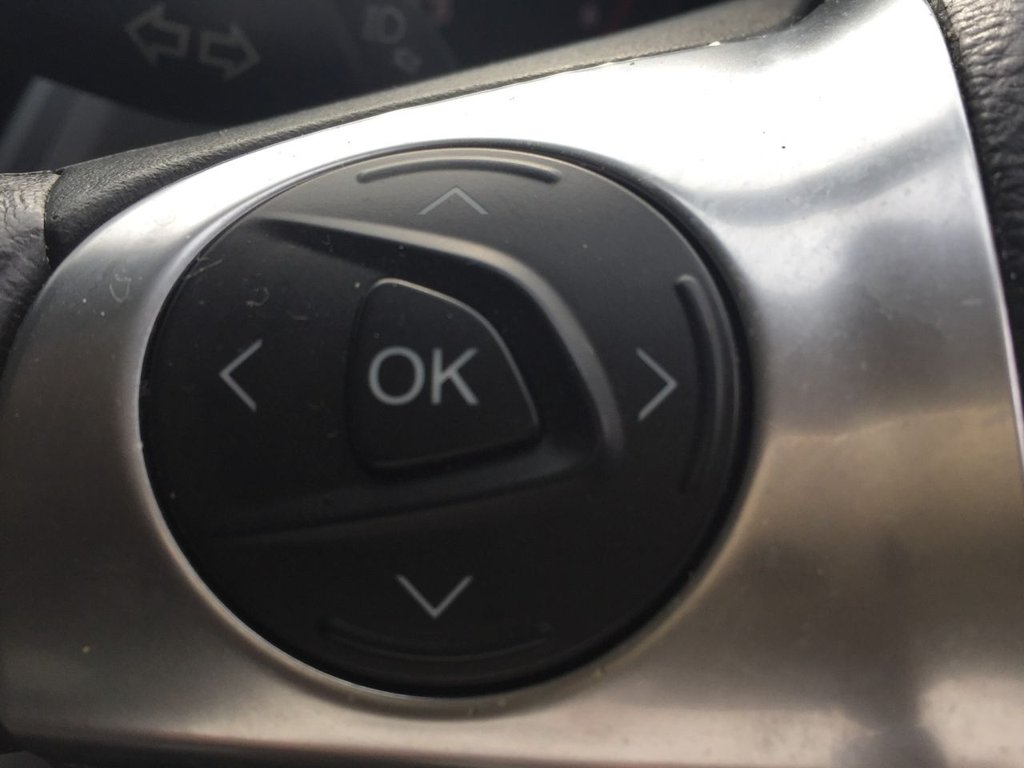 USED 2013 62 FORD KUGA 2.0 ZETEC TDCI 5d 138 BHP DAB BLUE TOOTH PHONE