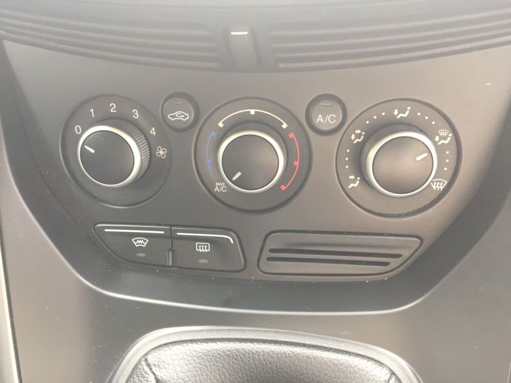 USED 2013 62 FORD KUGA 2.0 ZETEC TDCI 5d 138 BHP DAB BLUE TOOTH PHONE
