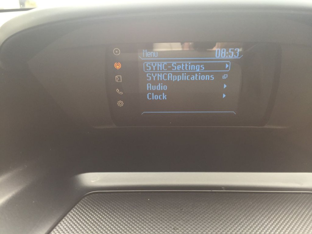USED 2013 62 FORD KUGA 2.0 ZETEC TDCI 5d 138 BHP DAB BLUE TOOTH PHONE